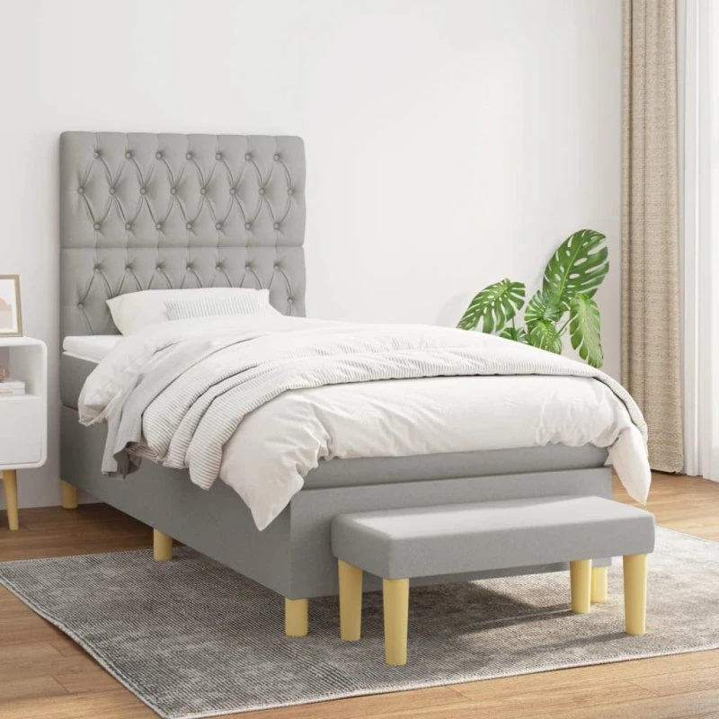 Kontinentalseng 90x200 cm i lysegråt stof med pocketmadras