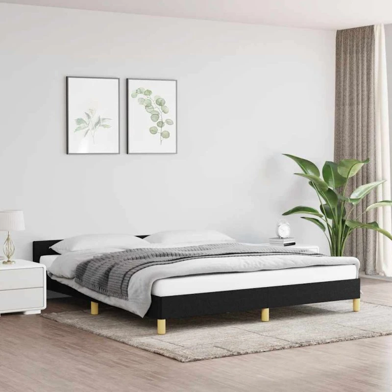 Sengeramme 160x200 cm i sort stof med sengegavl