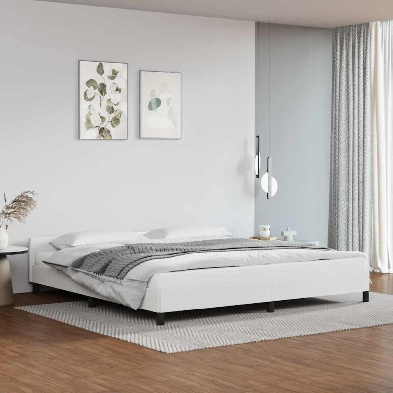 Sengeramme med hovedgærde 200x200 cm - Hvid kunstlæder