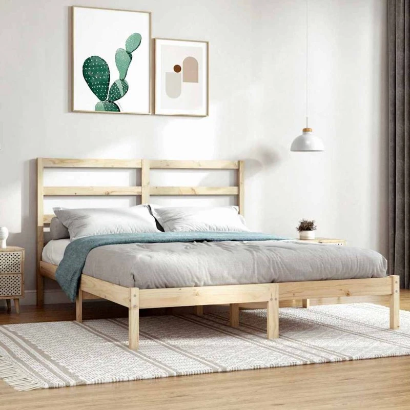 Sengeramme 135x190 cm i massivt fyrretræ