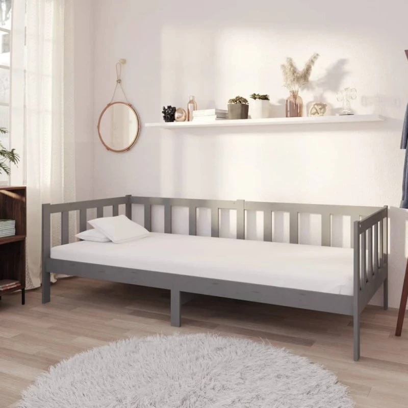 Daybed 90x200 cm i massivt fyrretræ med madras, grå