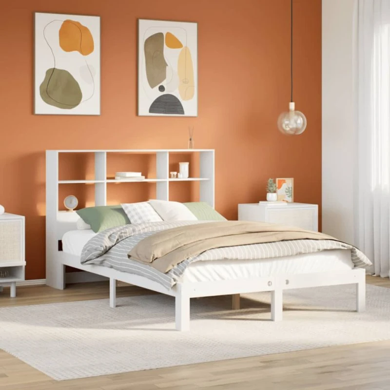 Seng med bogreol 140x190 cm i massivt fyrretræ – hvid
