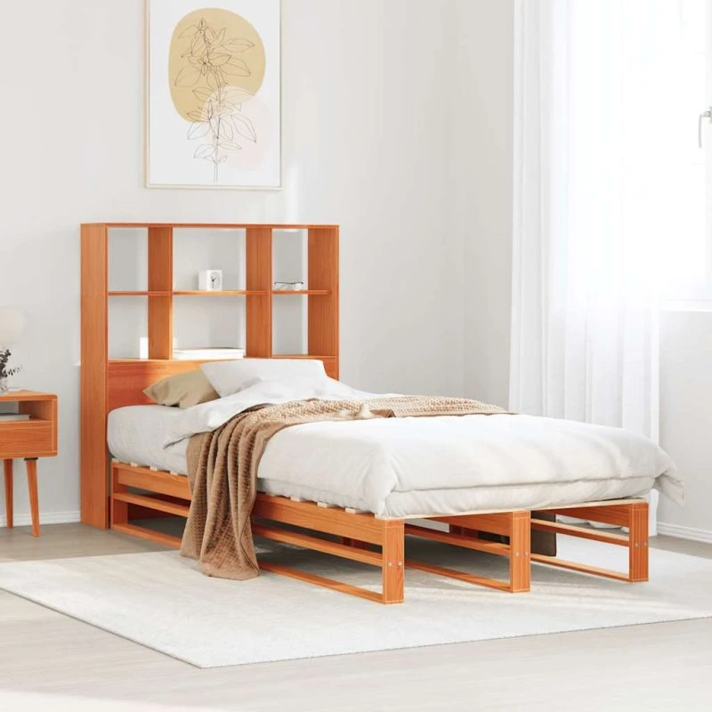 Seng med reol 100x200 cm i massivt fyrretræ – gyldenbrun