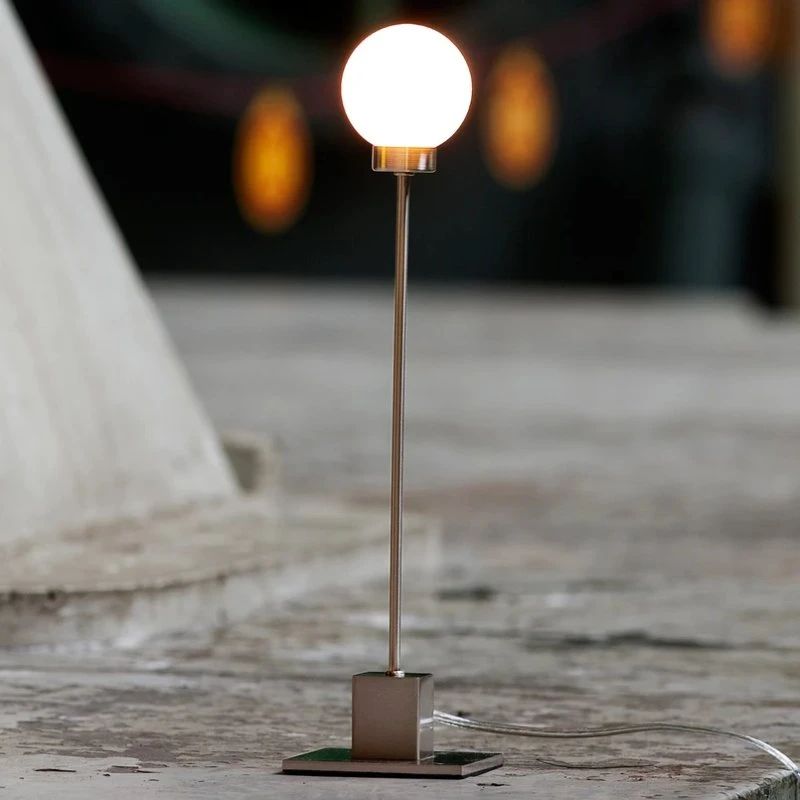 Northern Snowball bordlampe 41 cm – stål