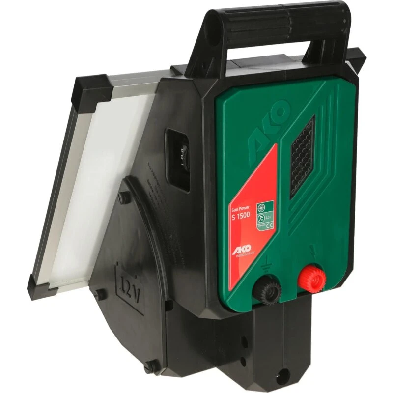 AKO SunPower S1500 solcelledrevet elektrificator