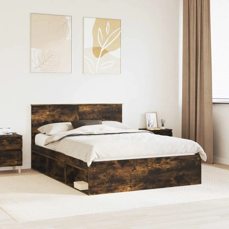 Sengestel Røget Eg 140x190 cm med Hovedgærde – Massiv Fyrretræ