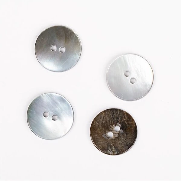 DROPS Perlemorsknap Rund Månestråle 20 mm – Grå