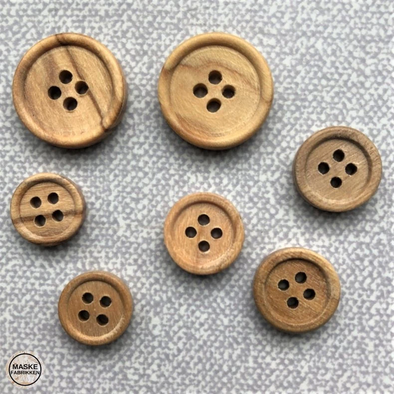 K306 Blomst Natur træknap 15 mm, 4-huls