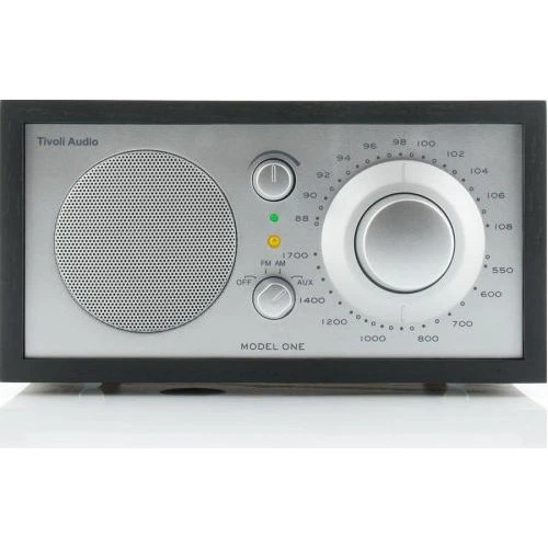 Tivoli Audio Model One – sort/sølv FM/AM-radio