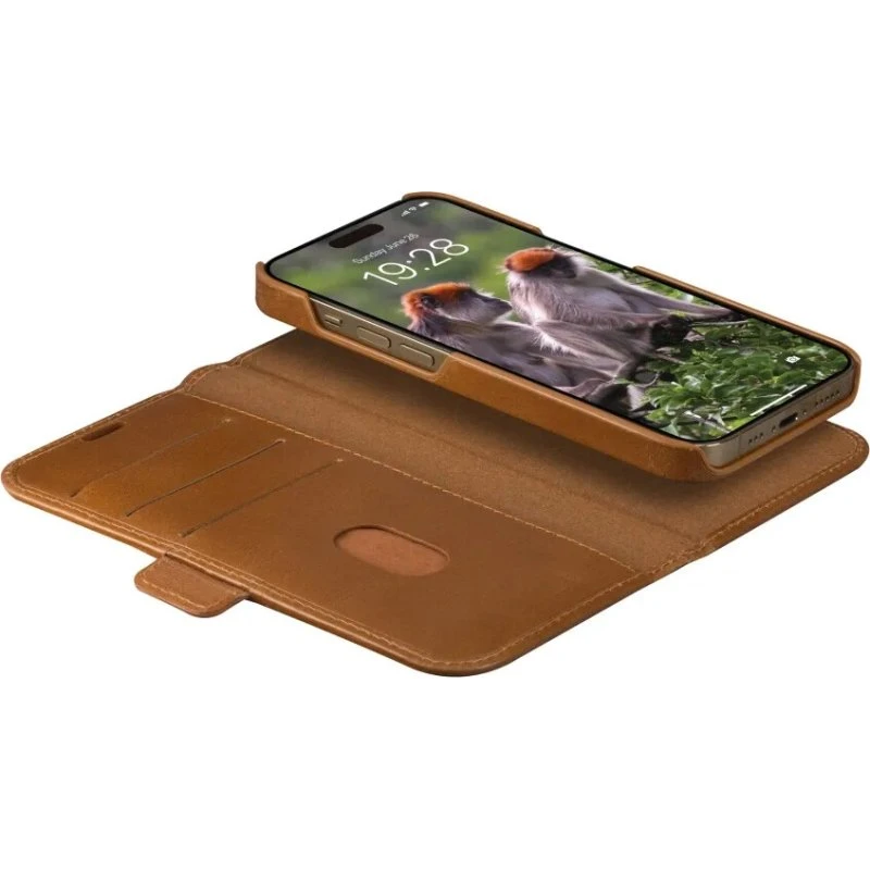 Dbramante1928 Lynge Flipcover til iPhone 15 Pro – Tan