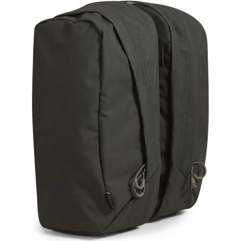 Lundhags Core Saruk Multi Pockets 5plus 5 L – Charcoal OS