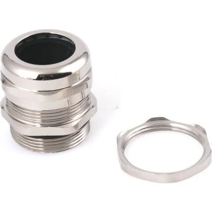 Forskruning EMC M32x1,5 15–22 mm Messing, IP68