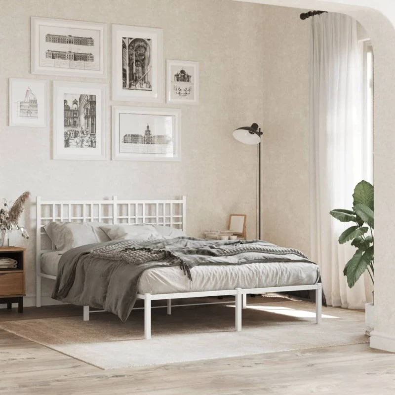 vidaXL sengeramme med sengegavl 135x190 cm metal hvid