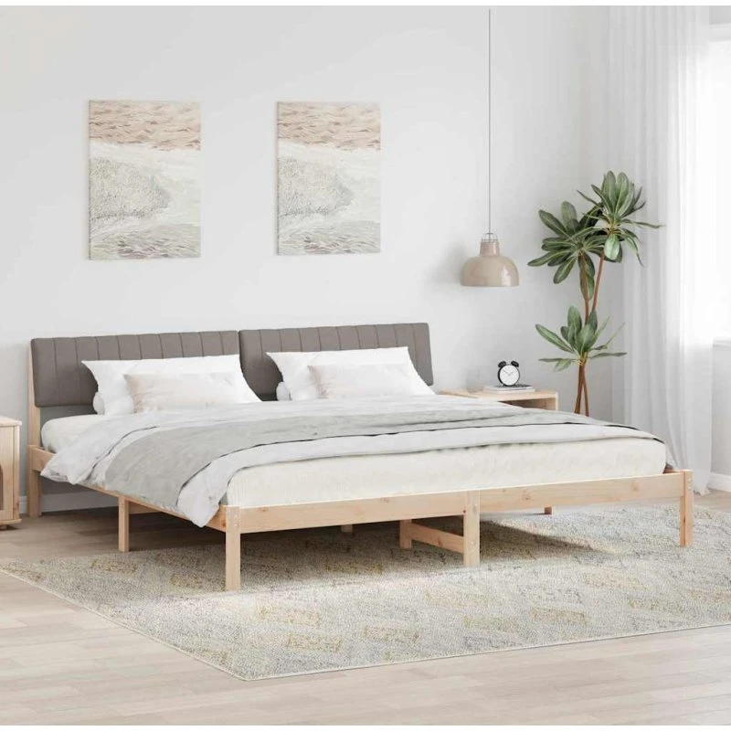 Sengestel 200x200 cm i massivt fyrretræ – brun/taupe