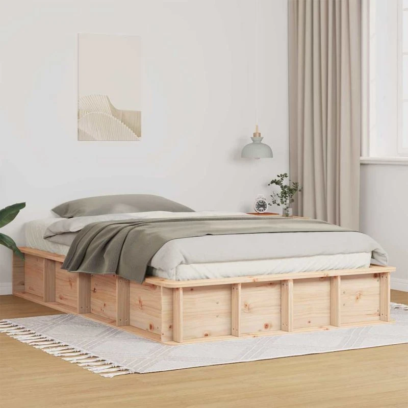 Sengestel 135x190 cm i massivt fyrretræ med opbevaring