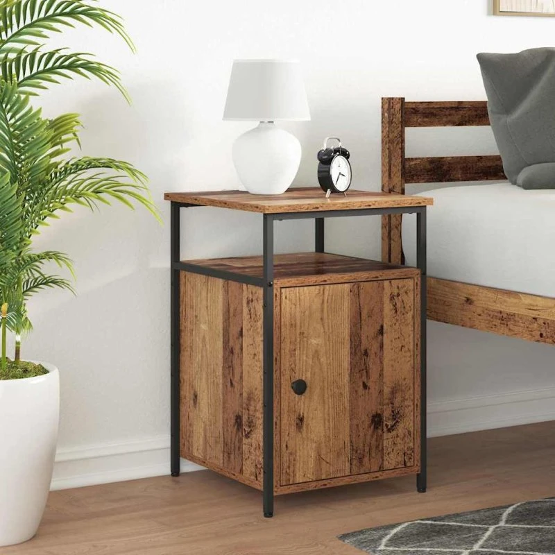 Natskab i konstrueret gammelt træ med stålben