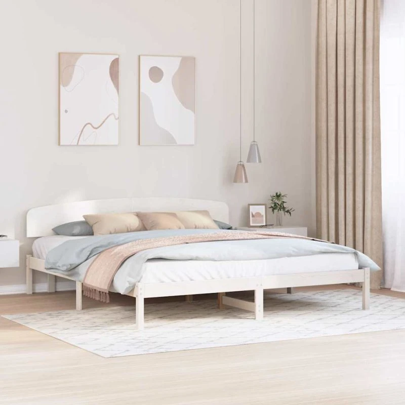 Sengestel 200x200 cm i massivt fyrretræ - Hvidt hovedgærde