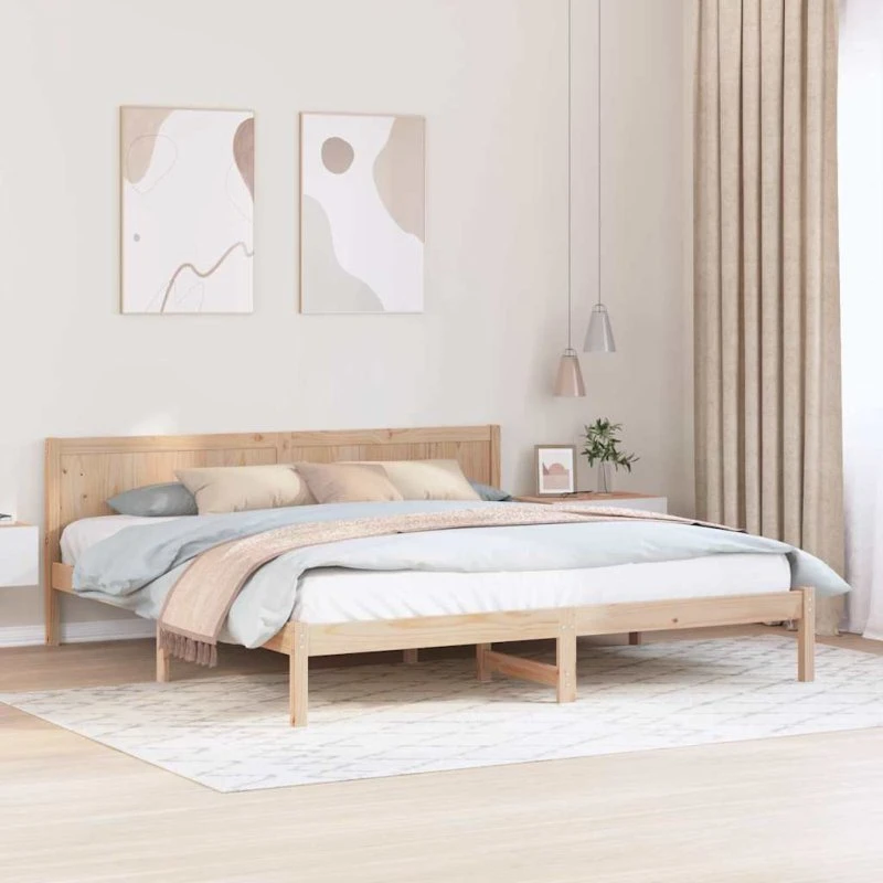 Sengestel i massivt fyrretræ 200x200 cm - Brun