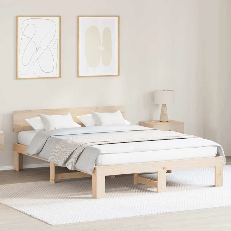 Sengestel i massivt fyrretræ 150x200 cm med hovedgærde