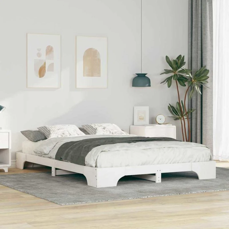 Hvid gulv-seng med opbevaring 140x210 cm, massiv fyrretræ