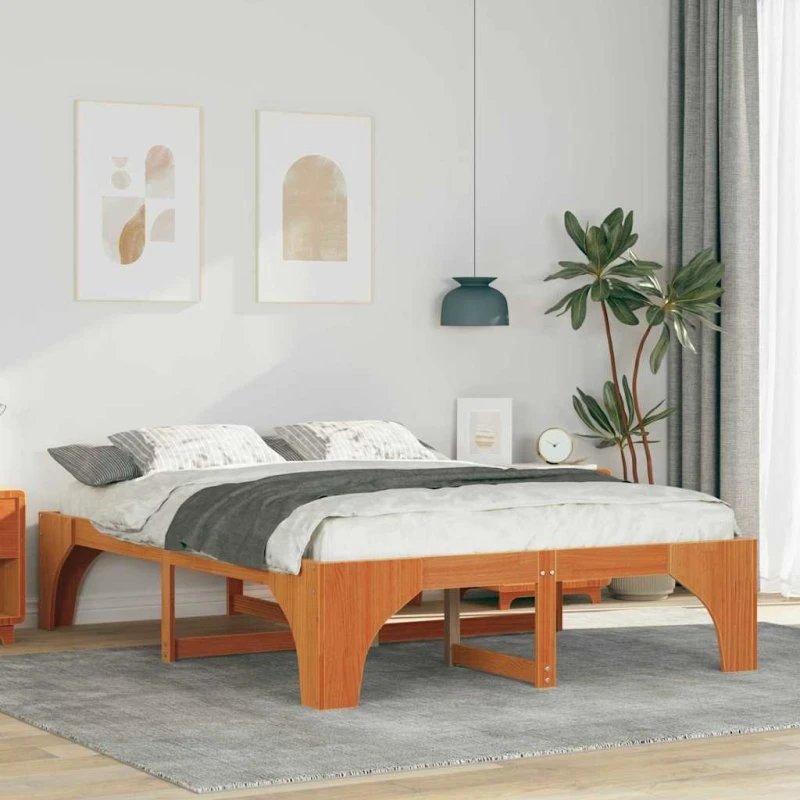 Sengestel i massivt fyrretræ 150x200 cm - brun