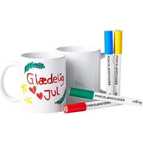 4 porcelænstusser med 2 krus