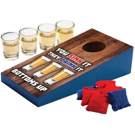 Cornhole drikkespil bordmodel med shotglas og poser