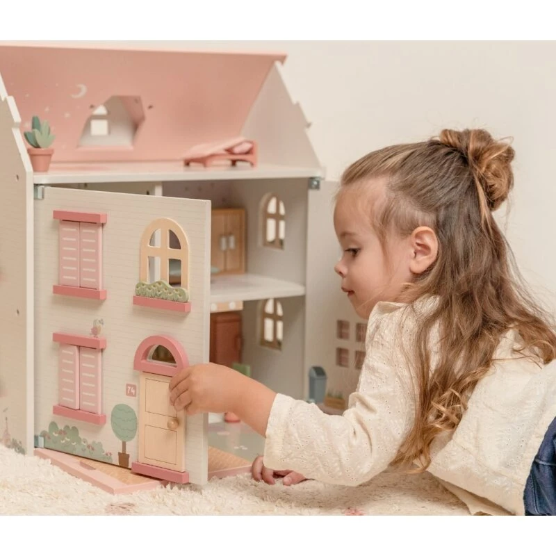 Little Dutch Dukkehus stort hvidt med lyserødt tag og tilbehør