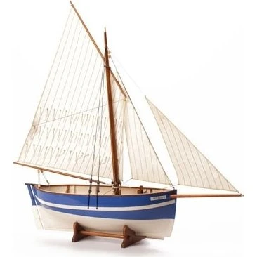 Billing Boats Esperance 1:30 Træskrog, Hvid