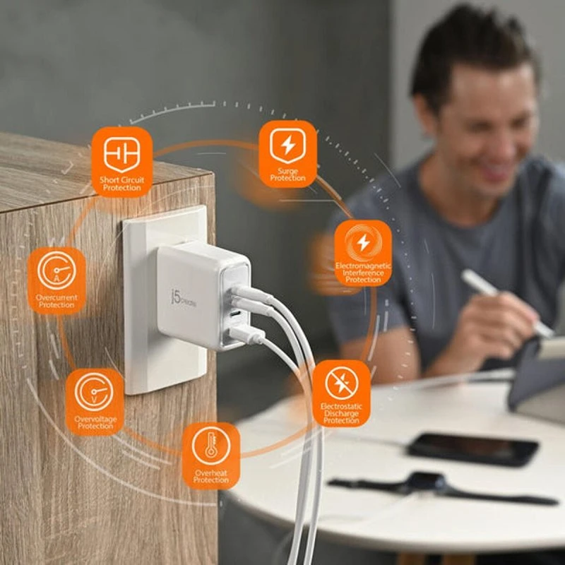 j5create JUP4370EF-N 70W GaN USB-C Vægoplader, Hvid