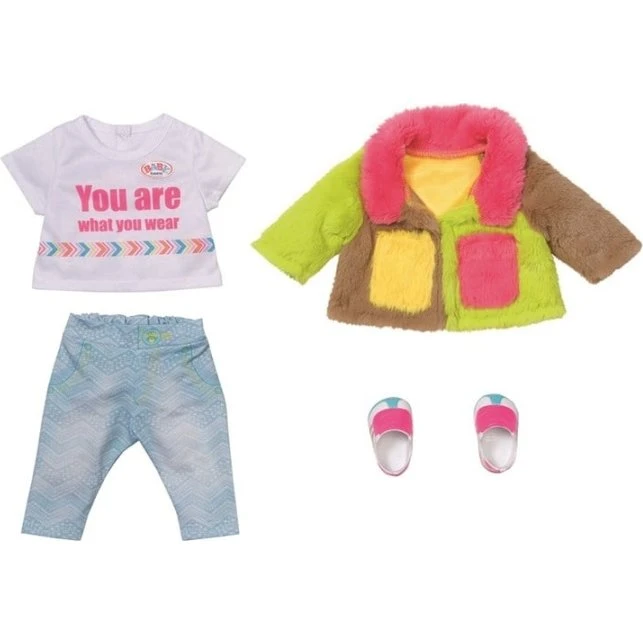 Baby Born Deluxe Dukketøjsæt 43 cm - Jakke, Bukser, T-shirt, Sko