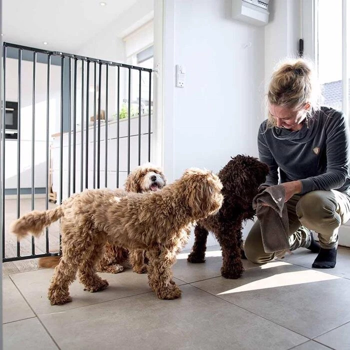 DogSpace Charlie ekstra høj vægmonteret hundelåge 103 cm sort