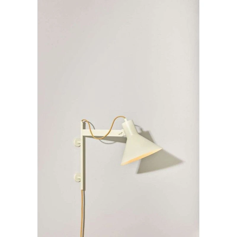 Hübsch Studio Væglampe Light Green - Jern, Kegeformet Skærm