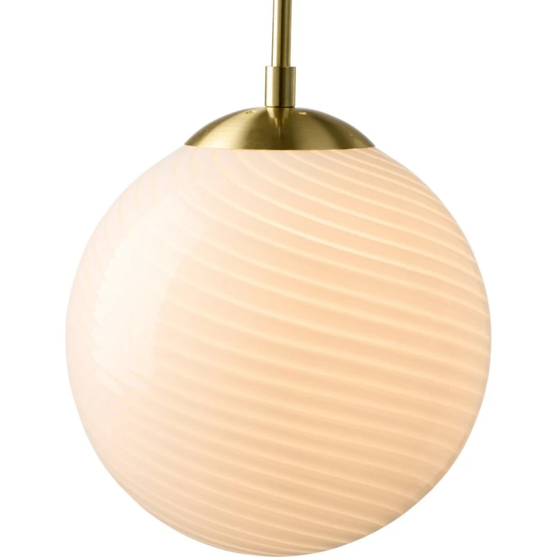 Halo Design Candy Ball hængelampe, opal/antikt messing, Ø30 cm