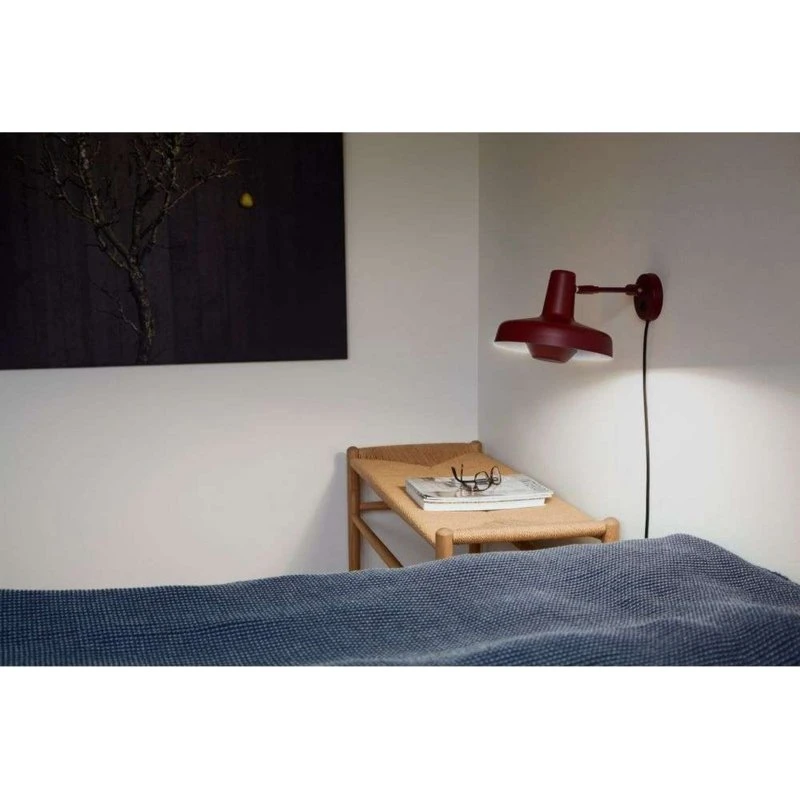 Arigato Væglampe Extra Short Red - Grupa Products