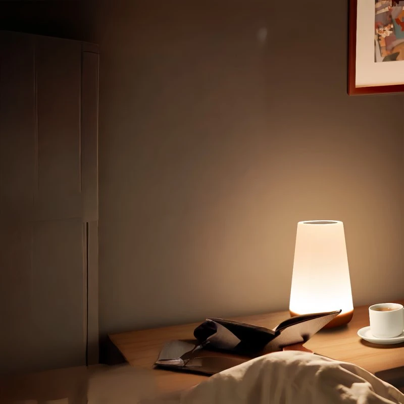 Opladelig RGBW LED bordlampe - Hvid, Touch dæmpbar