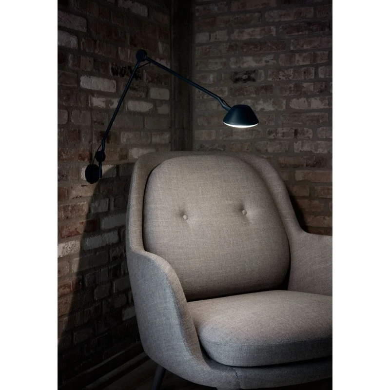 Fritz Hansen AQ01 Væglampe Mat Sort
