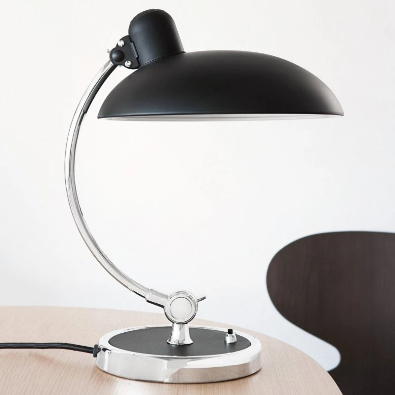 Fritz Hansen Kaiser Idell 6631-T Luxus bordlampe, mat sort