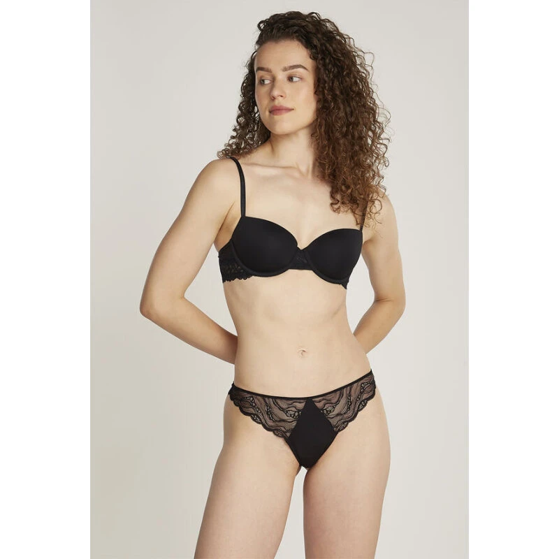 Calvin Klein Lightly Lined Balconette Soft Stretch Lace, Ivory