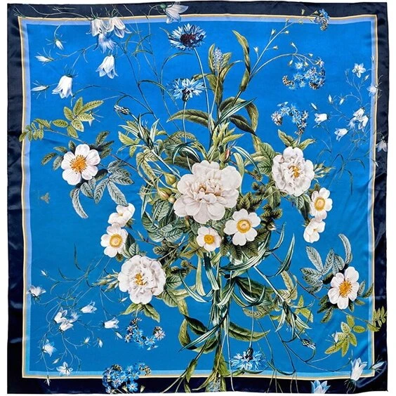 Jim Lyngvild Silketørklæde Blue Flower Garden 90x90 cm