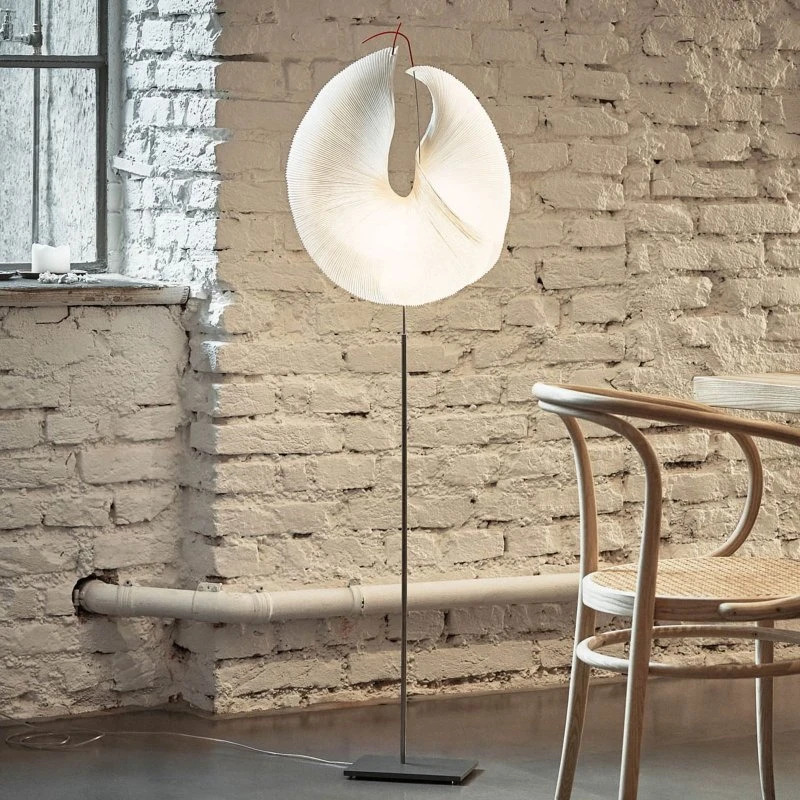 Ingo Maurer Yoruba Rose Gulvlampe med LED