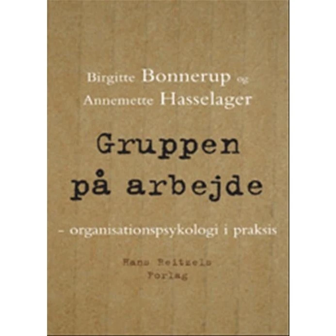 Gruppen på arbejde - Birgitte Bonnerup & Annemette Hasselager