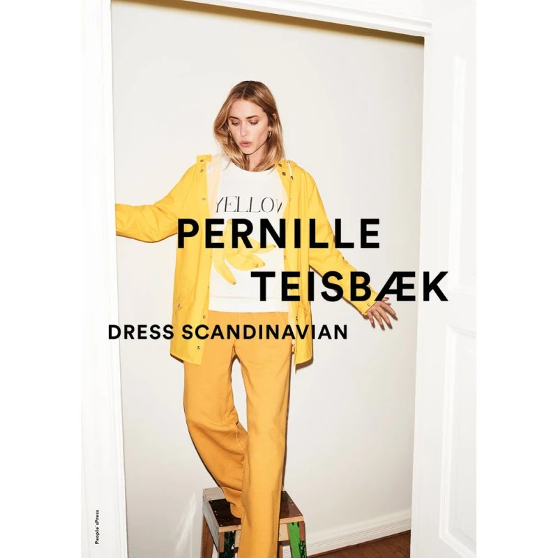 Dress Scandinavian - Pernille Teisbæk - Bog